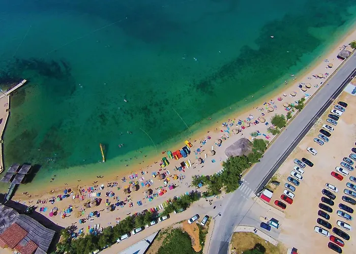 Apartman Stunning In Pag With House Sea View Pag Town