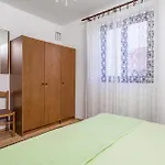 Appartement Stunning In Pag With House Sea View *