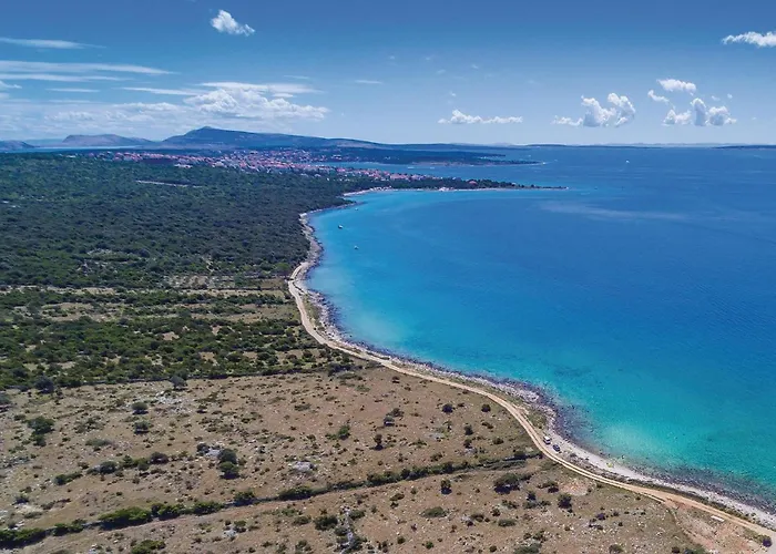 Stunning In Pag With House Sea View 파그